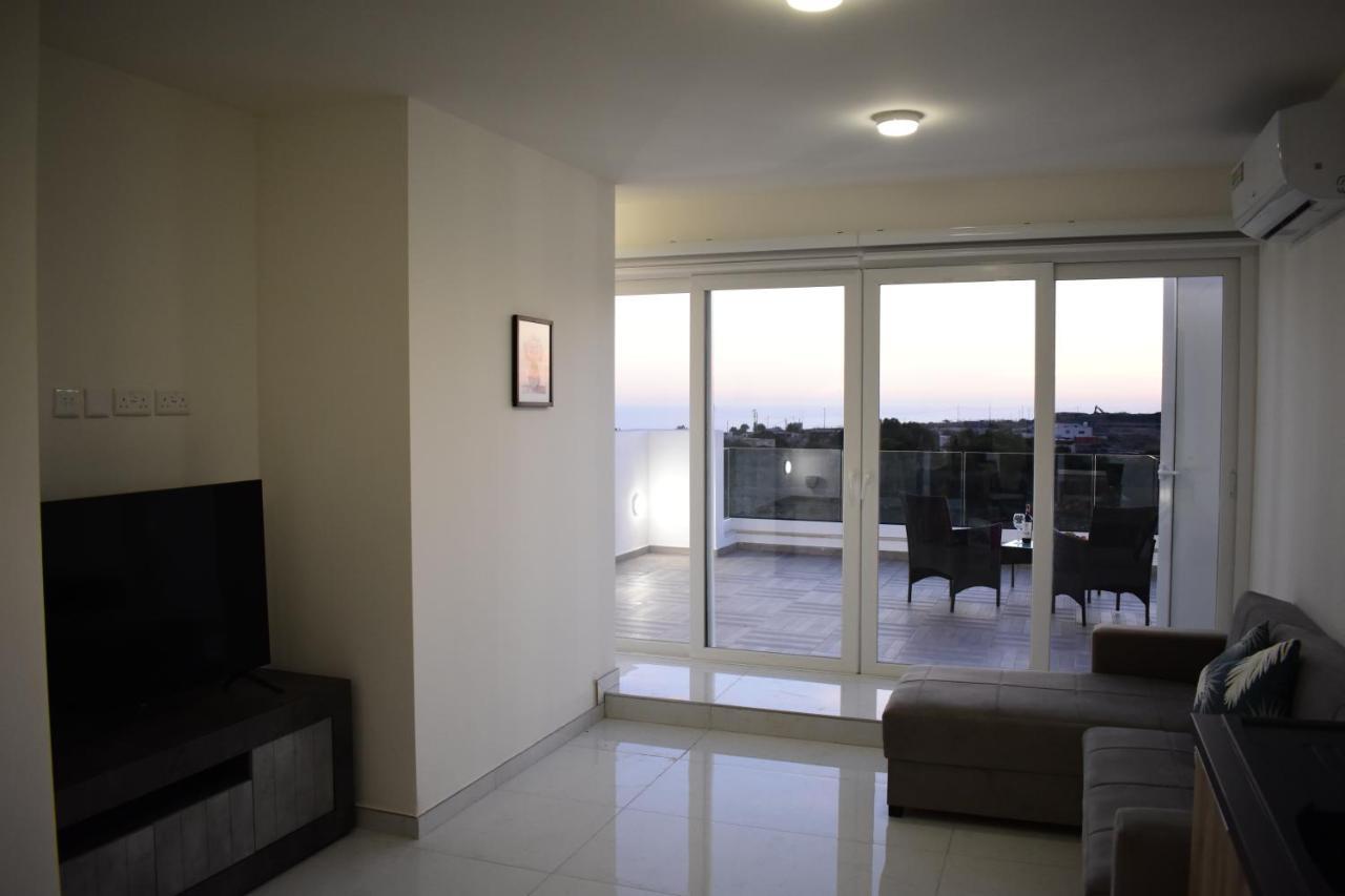 מליאהה Sunset And Seaview Apartment -Brand New מראה חיצוני תמונה