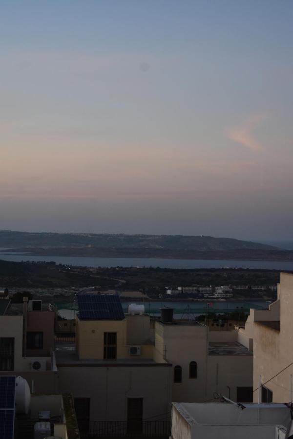 מליאהה Sunset And Seaview Apartment -Brand New מראה חיצוני תמונה